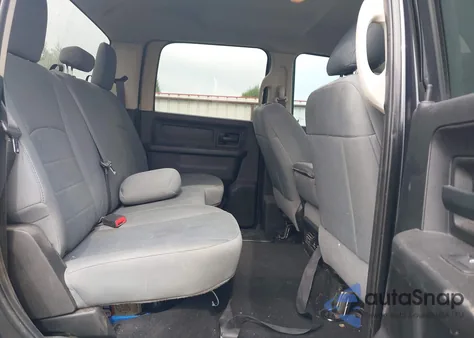 2018 Ram 2500 St z USA, uszkodzony, nr VIN 3C6UR5CL3JG209375